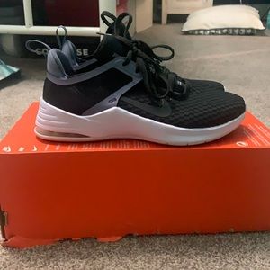 Nike Air Max Bella Tr 2